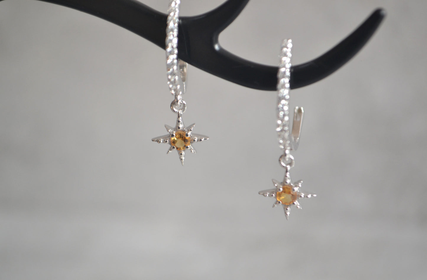 Sterling Silver Citrine Star Dangle drop Earrings.