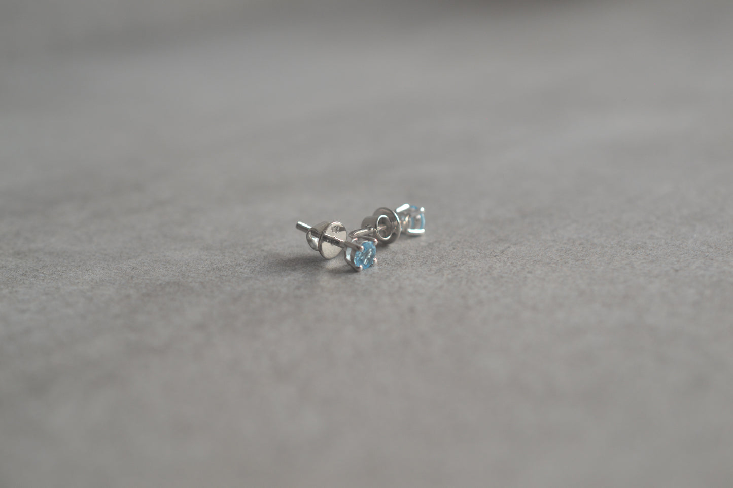 Sterling Silver 925, Blue Topaz, 4mm Screw-Back Stud Earrings