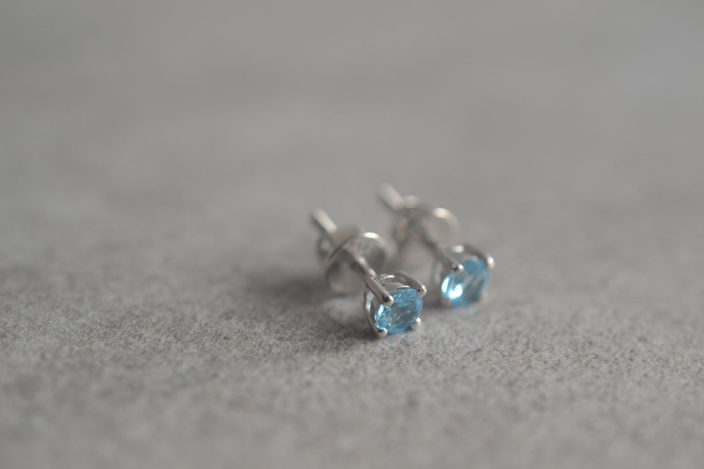 Sterling Silver 925, Blue Topaz, 4mm Screw-Back Stud Earrings